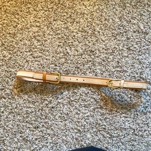 NWOT Ellen Tracy belt